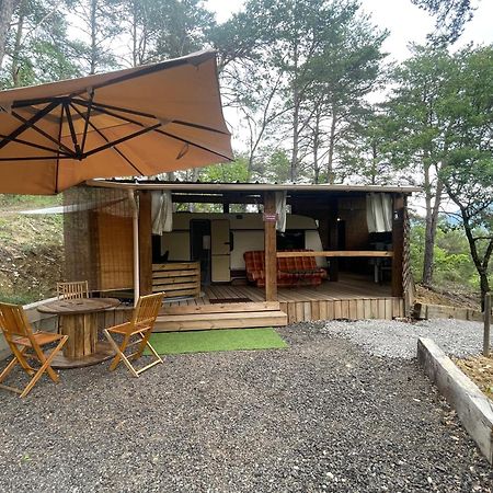 Caravanes De Provence Aiglun  Eksteriør billede