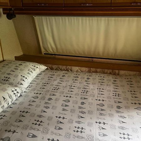Caravanes De Provence Aiglun  Eksteriør billede