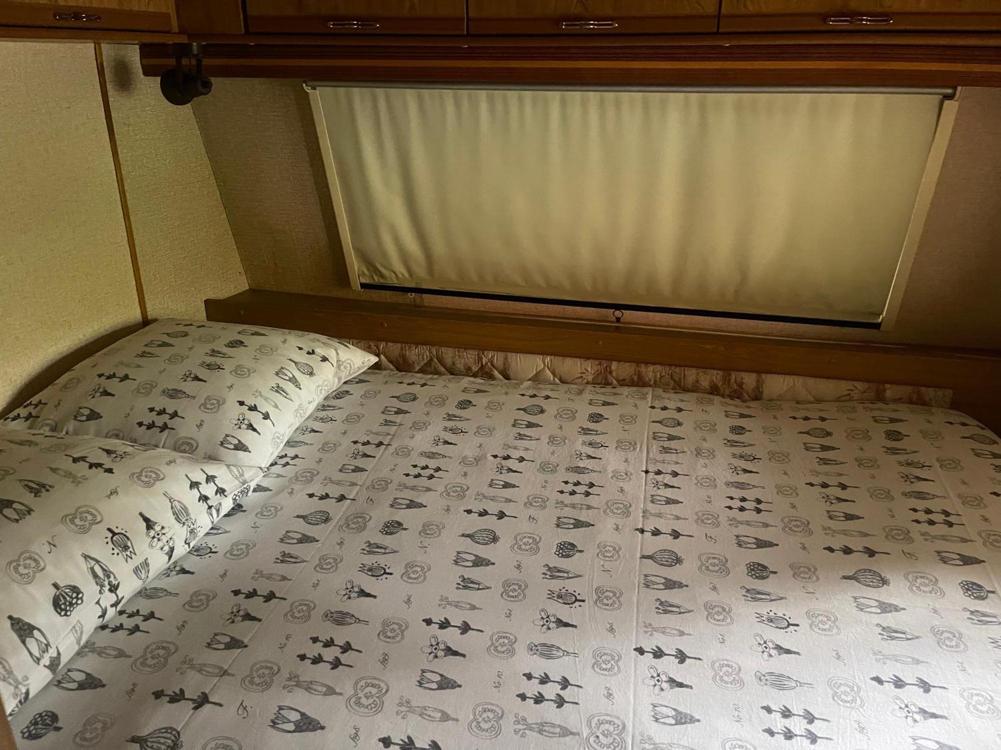 Caravanes De Provence Aiglun  Eksteriør billede